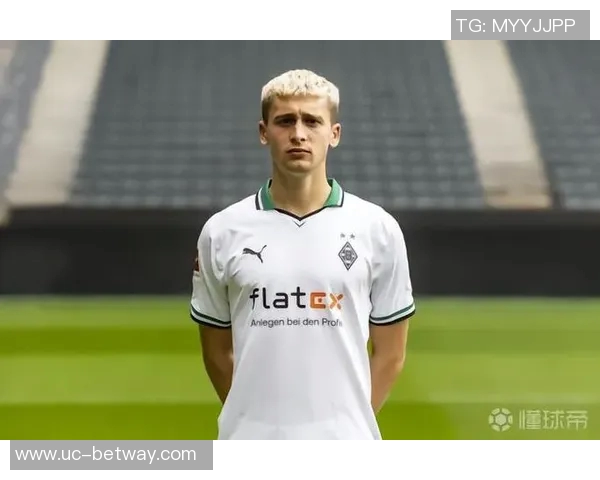 德比郡官方宣布门兴中场弗劳洛成功加盟并顺利通过体检